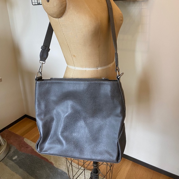 Matt & Nat Gray Should Bag - Picture 3 of 6